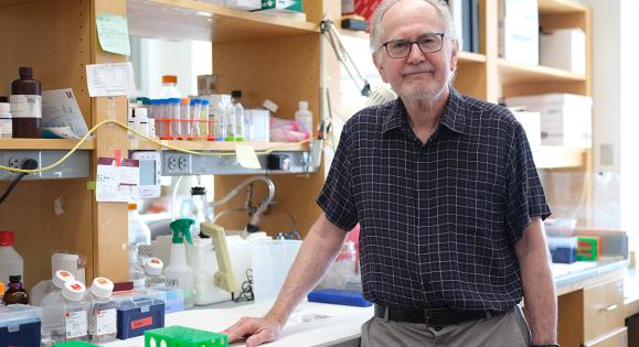 Immunobiologist Richard Flavell stands in his Yale University laboratory